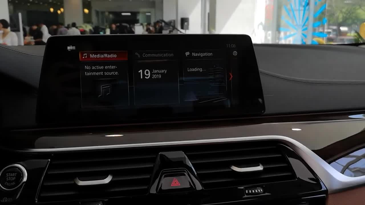 Thử tính năng giả lập camera 360 dạng 3D trên BMW 5-Series mới