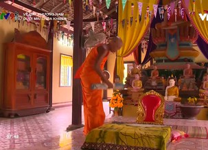 Về đất phương Nam: Dưới mái chùa Khmer