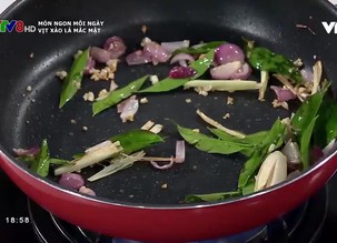 Món ngon mỗi ngày: Vịt xào lá mắc mật