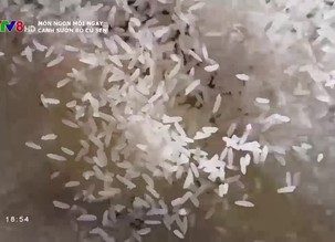 Món ngon mỗi ngày: Canh sườn bò củ sen