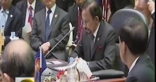 Bản tin tiếng Anh 18h - 16/9/2014 - Video đã phát trên VTV4 | VTV.VN